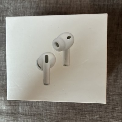 Apple AirPods Pro 3 Wireless Active Noise Cancelling Earbuds Magsafe 