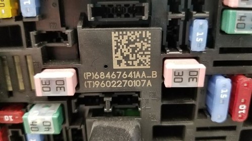 22 DODGE RAM 1500 POWER DISTRIBUTION CENTER FUSE BOX 6.2L 68467641AA - Picture 10 of 12