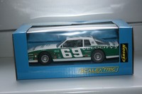 "Scalextric C3947 Chevrolet Monte Carlo 1986 Nascar \"No.69\""