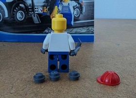 LEGO 7990 City Concrete Mixer Truck Construction Minifigs