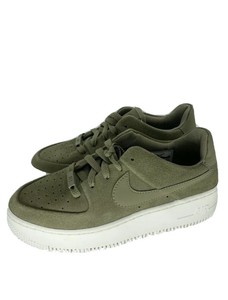nike sage suede