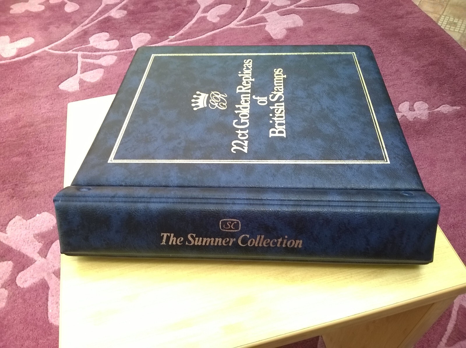 22ct GOLDEN REPLICAS OF BRITISH STAMPS. FIRST DAY COVER ALBUM ONLY WITH