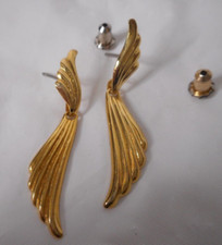 Feathers Dangle Earrings Gold Tone Thin Stamped Metal Dangle Earrings 1 1/2" L
