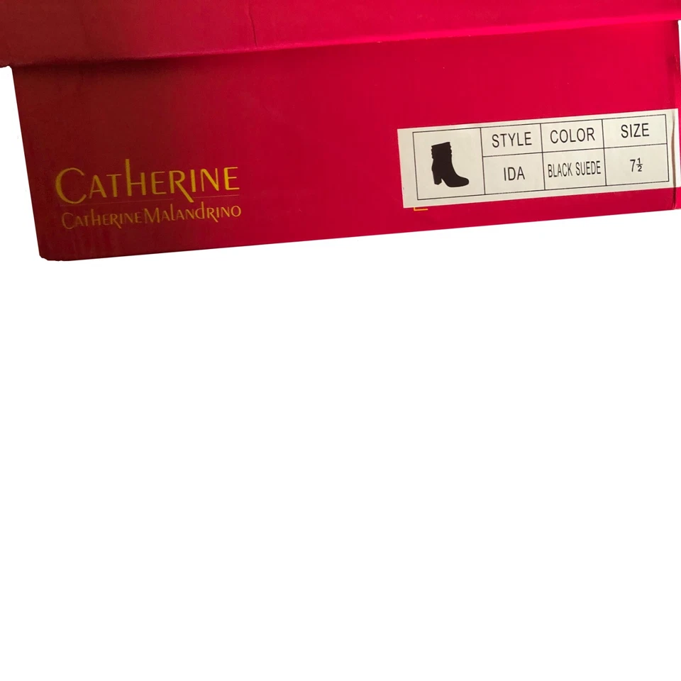 NUEVO EN CAJA Bota Catherine Malandrino Acanalada Aplastada Negra Gamuza Tobillo IDA 7 o 7.5 NUEVA Foto 2 de 4