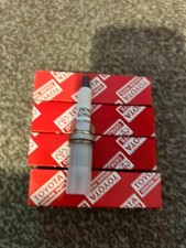 Autentiche Toyota Corolla 1987-1995 Set di 4 Candele 90919-01155