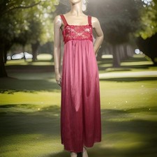 Vintagef Soft SPARKLING NYLON Front Lace Bodice Lingerie Slip Dress Nightgown M