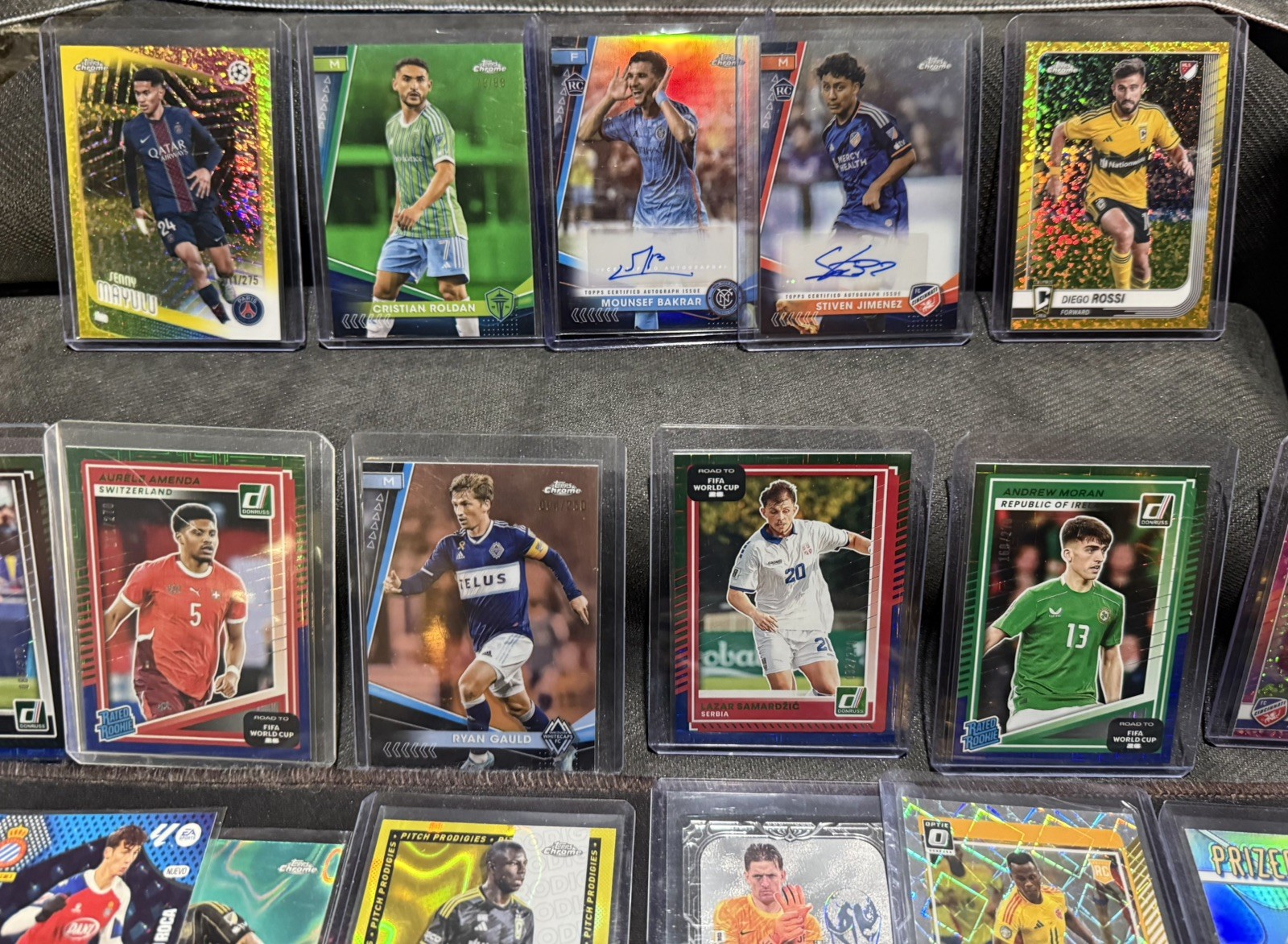 Huge Soccer Lot - Inserts 9 #’d 2 Autos Silver Frame World Cup Refractors RCs 🔥 view 8