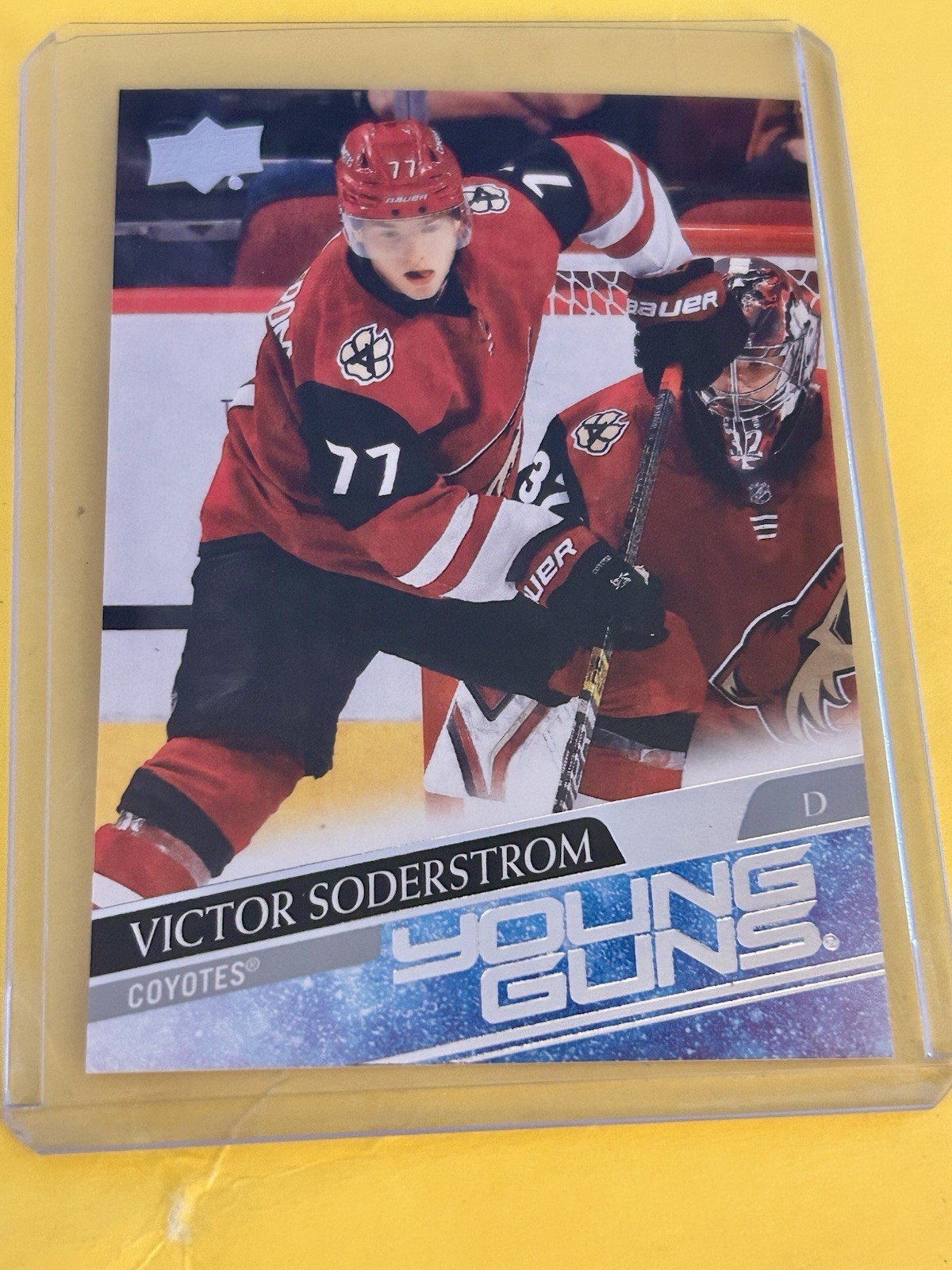 2020-21 Upper Deck - Young Guns Victor Soderstrom #221 (RC)