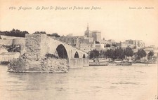 C305 France Avignon Le Pont St Benezet et Palais des Papes vintage postcard