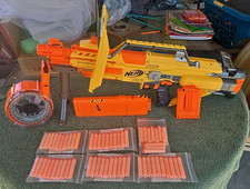 Nerf Stampede ECS Foam Dart Gun w/Shield, Bip...