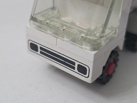 VINTAGE LEGO TOWN 554 EXXON FUEL PUMPER 100% PARTS COMPLETE MANUAL STICKERS EUC