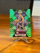 2022-23 Panini Mosaic Kevin Huerter Green Fusion Prizm /21 Kings #54 Rare SP