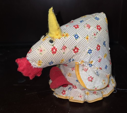 Unicorn Sewing Pin Cushion with Sewing Threads FREE SHIPPING