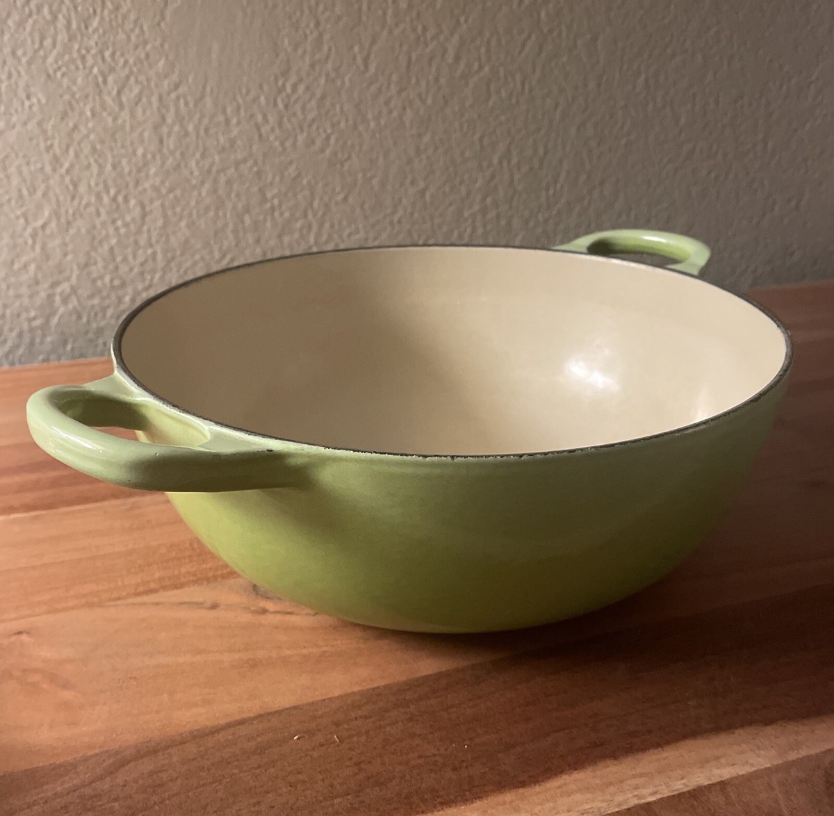 【新品未使用】廃盤　LE CREUSET　クラシックグリーン 22cm 新品未使用】廃盤 LE CREUSET クラシックグリーン 22cm - メルカリ