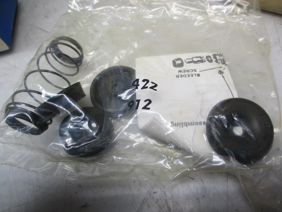 Kit de reparo de cilindro de roda de freio a tambor Bendix 66882 - Imagem 2 de 2