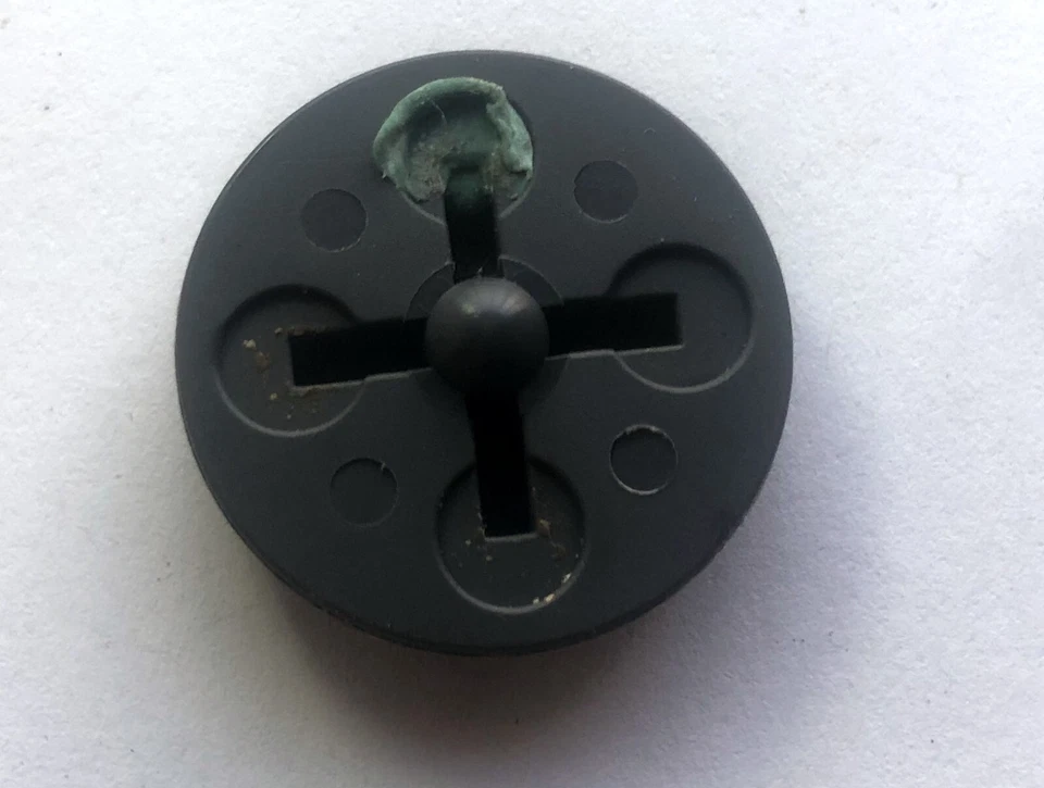 Original Direction Button - Nintendo SNES SUPER NES (PAL) CONTROLLER SNSP-005 - Image 2 of 2