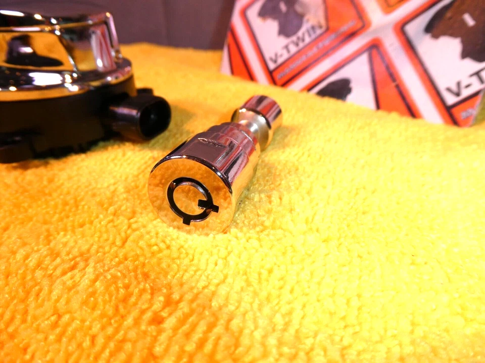 Juego de bloqueo de interruptor de llave de encendido Harley Softail cromo V-Twin 32-1088 HD 71419-11 Y2 Foto 4 de 4