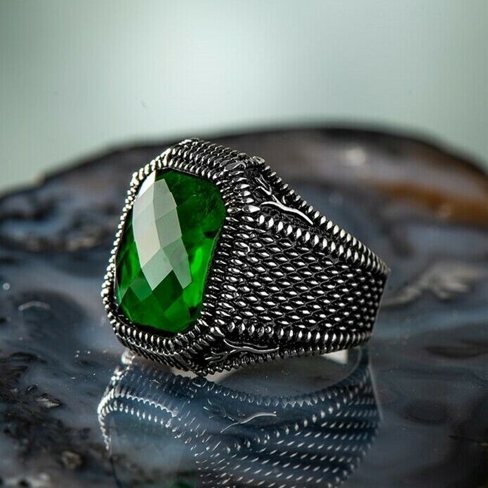 Solid 925 Sterling Silver Tulip Design Faceted Green Zircon Stone Men's Ring