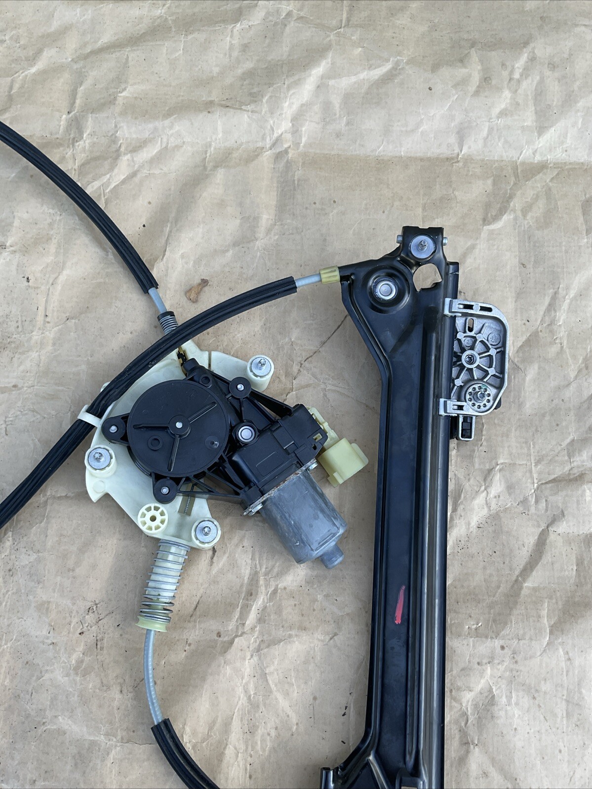 MASERATI QUATTROPORTE REAR LEFT DOOR WINDOW REGULATOR W/ MOTOR OEM 2014-2022 19K