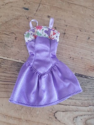 Vintage Barbie sindy size dress