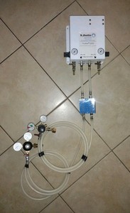 McDantim Trumix Double Co2/N2 Draft Beer Gas Blender/Regulators Attached