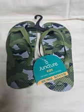Juncture Kid's Camoflage Flip Flops size S (11/12) New with tag!