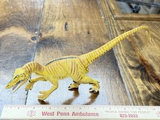 Safari Limited 1993 Special Edition Velociraptor dinosaur model