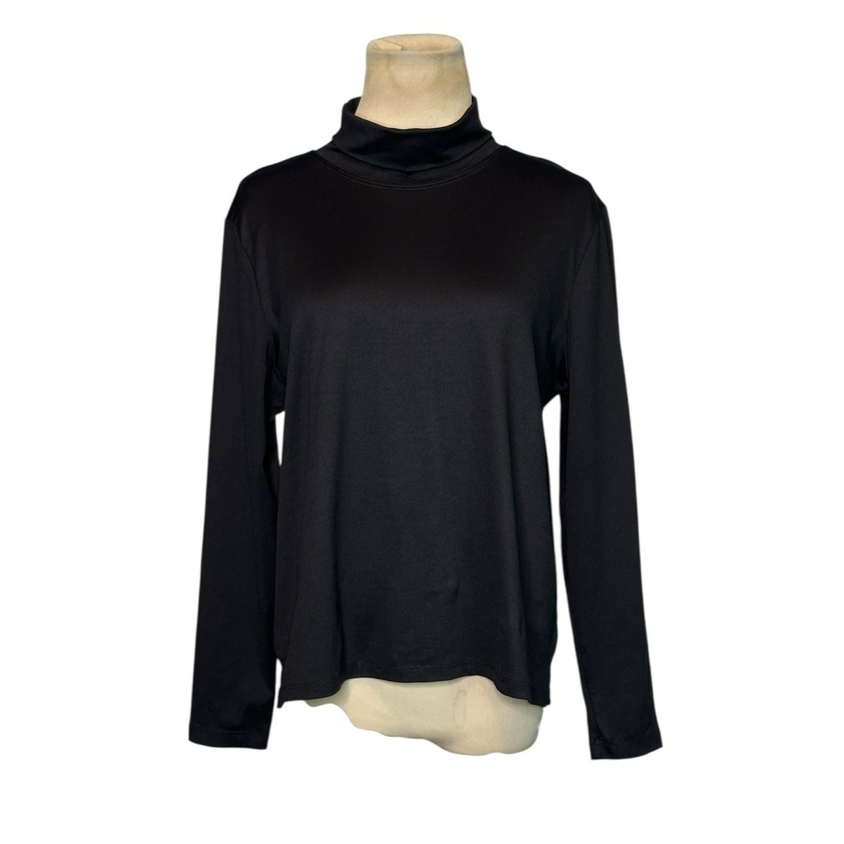 A'NUE LIGNE black long sleeves turtle neck top size Large