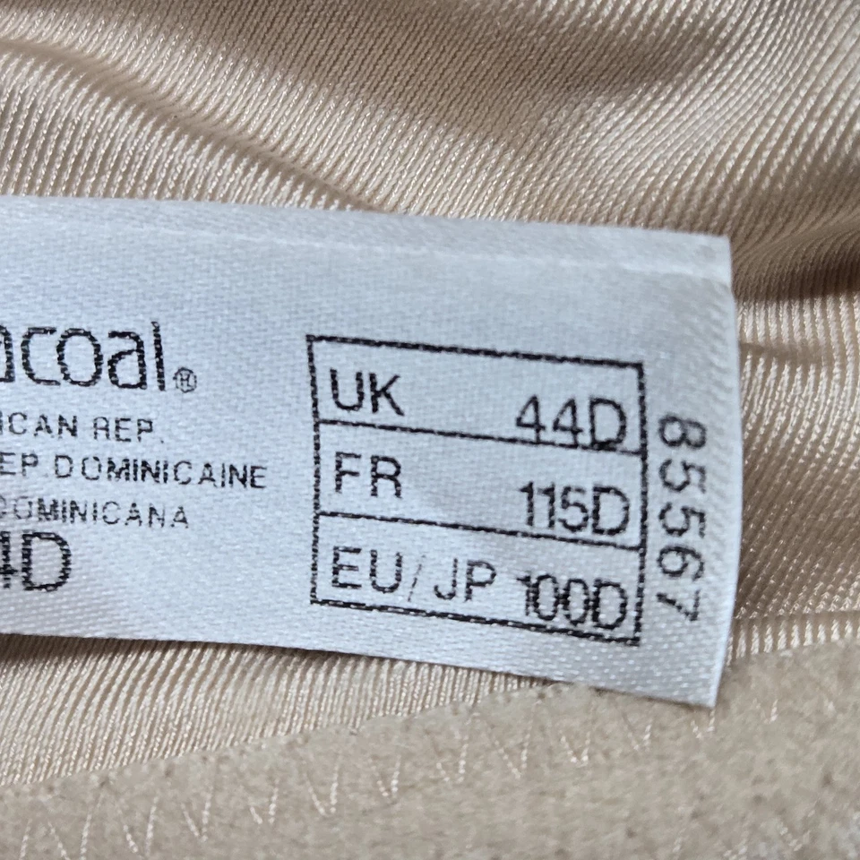 Sutiã feminino Wacoal 44D bege floral cobertura total minimizador de renda com fio - Imagem 4 de 4