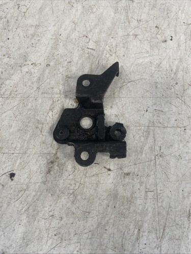 HONDA NSR125 NSR 125 SEAT LATCH CATCH RELEASE OEM - Picture 5 of 5