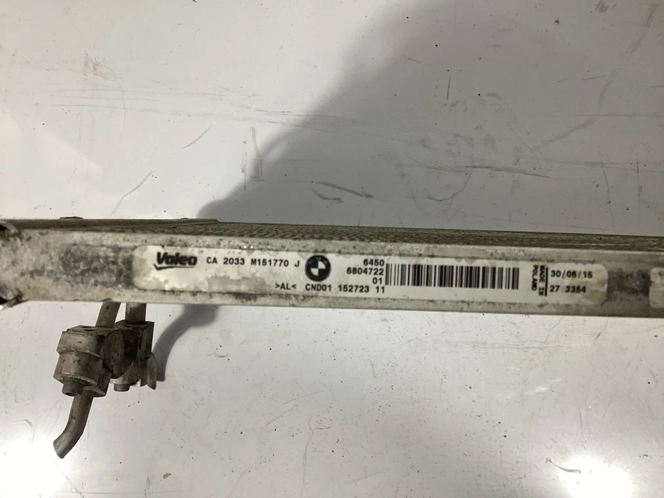 BMW M4 2014-2016 híbrido refrigeración por agua radiador aire acondicionado condensador enfriador 6804722 OEM. Foto 2 de 4