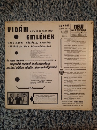 Kiss Manyi es Latabar Kalman Regi es Slagerek SSX-906 LP Vinyl Record Hungarian - Picture 7 of 7