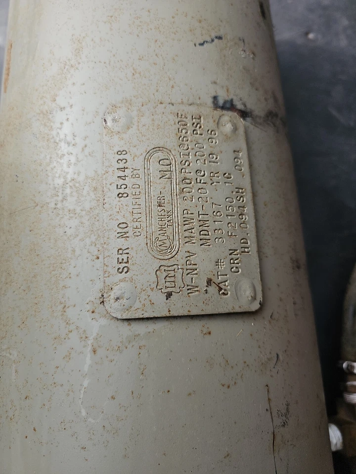 Tanque Manchester SER NO. 854438 MAWP 200psi@650F MDMT-20F @ 200psi GAT # 33167 Foto 4 de 4