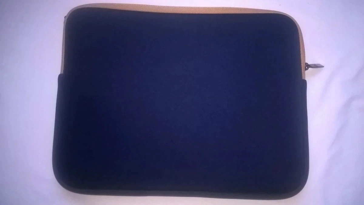 Goji top macbook sleeve