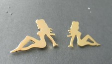 MUDFLAP GIRL SET OF 2 GOLD COLORED MUD FLAP GUARD LAPEL PIN BADGE 1.25 INCHES