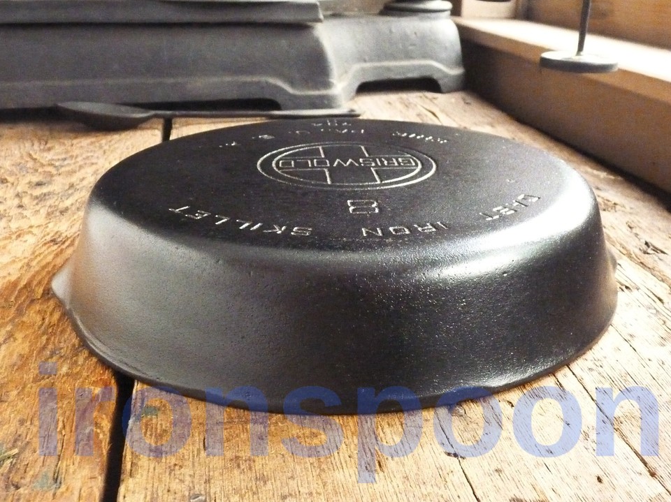 Vintage GRISWOLD Cast Iron SKILLET Frying Pan 8 LARGE BLOCK LOGO