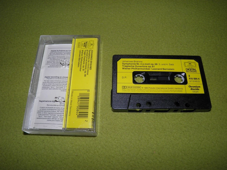 Brahms - Symphonie No. 4 / Tragic Overture - Bernstein - DG Chrome Cassette NM - Image 2 of 2