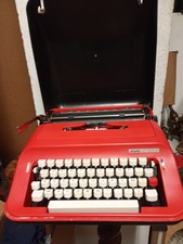 Macchina Da Scrivere Olivetti Lettera 92 - Rossa