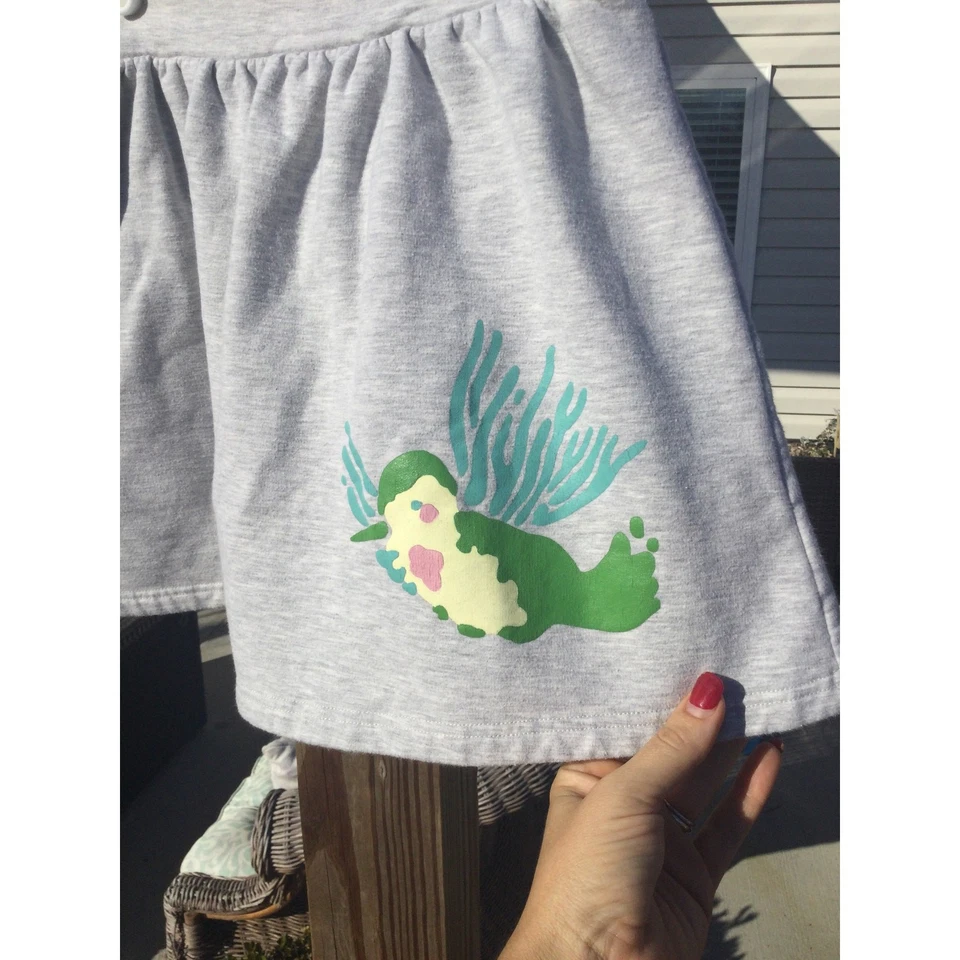 Lilly Pulitzer Girls Skort 8 Sweatshirt Grey Elastic Waist Hummingbird Beachy - Image 2 of 4