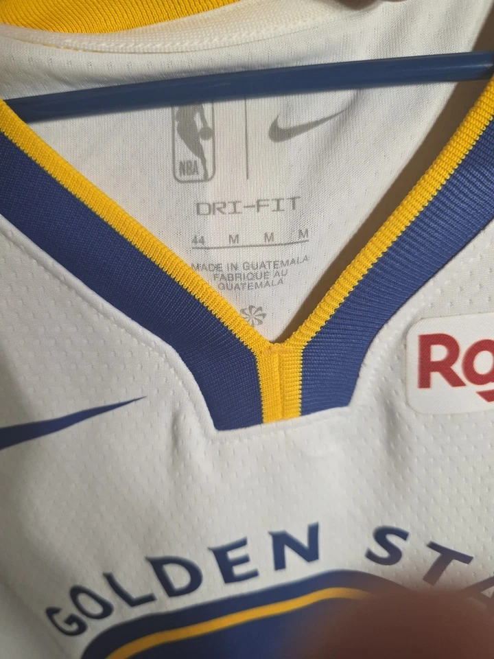 Camiseta deportiva Klay Thompson #11 Golden State Warriors Nike Association Edition talla 44 Foto 3 de 4