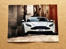 Aston Martin DB11 V8 Pressefoto