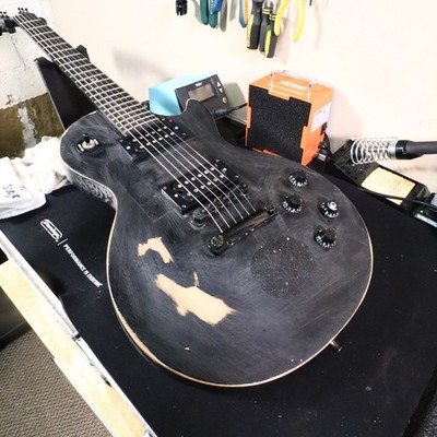 Gibson Les Paul Gothic Satin Black 2000 Electric Guitar | eBay