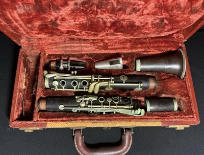 Vintage Cundy Bettoney Columbia Grenadallia Wooden Clarinet