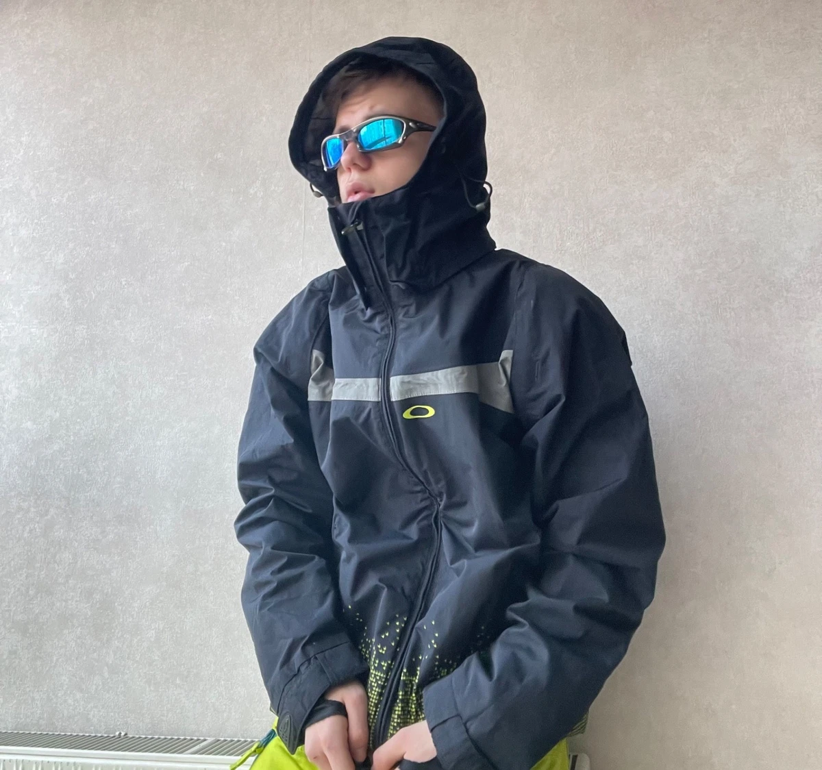 Oakley Windbreaker Coats, Jackets & Vests Nylon Outer Shell for