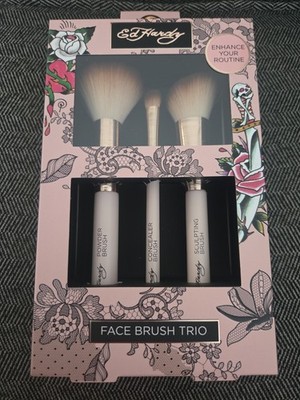 Ed Hardy Face Brush Trio Beige White Powder Concealer Sculpting Brushes