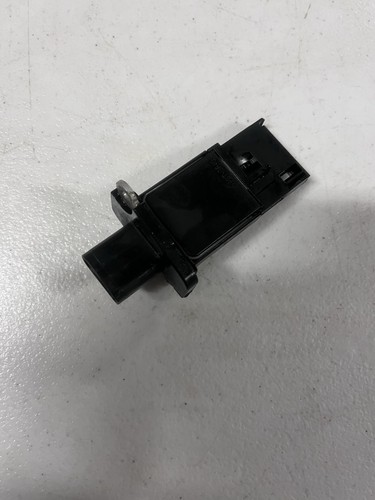 Mass Air Flow Meter Sensor Fits 2008-2011 Ford Focus - Picture 2 of 3