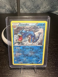 Gyarados 20/98 XY - Ancient Origins Reverse Holo