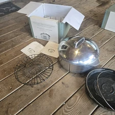 VillaWare Indoor Stovetop Smoker 8 Quart Cast Lid Domed 4 Pcs Dry Roast  Box