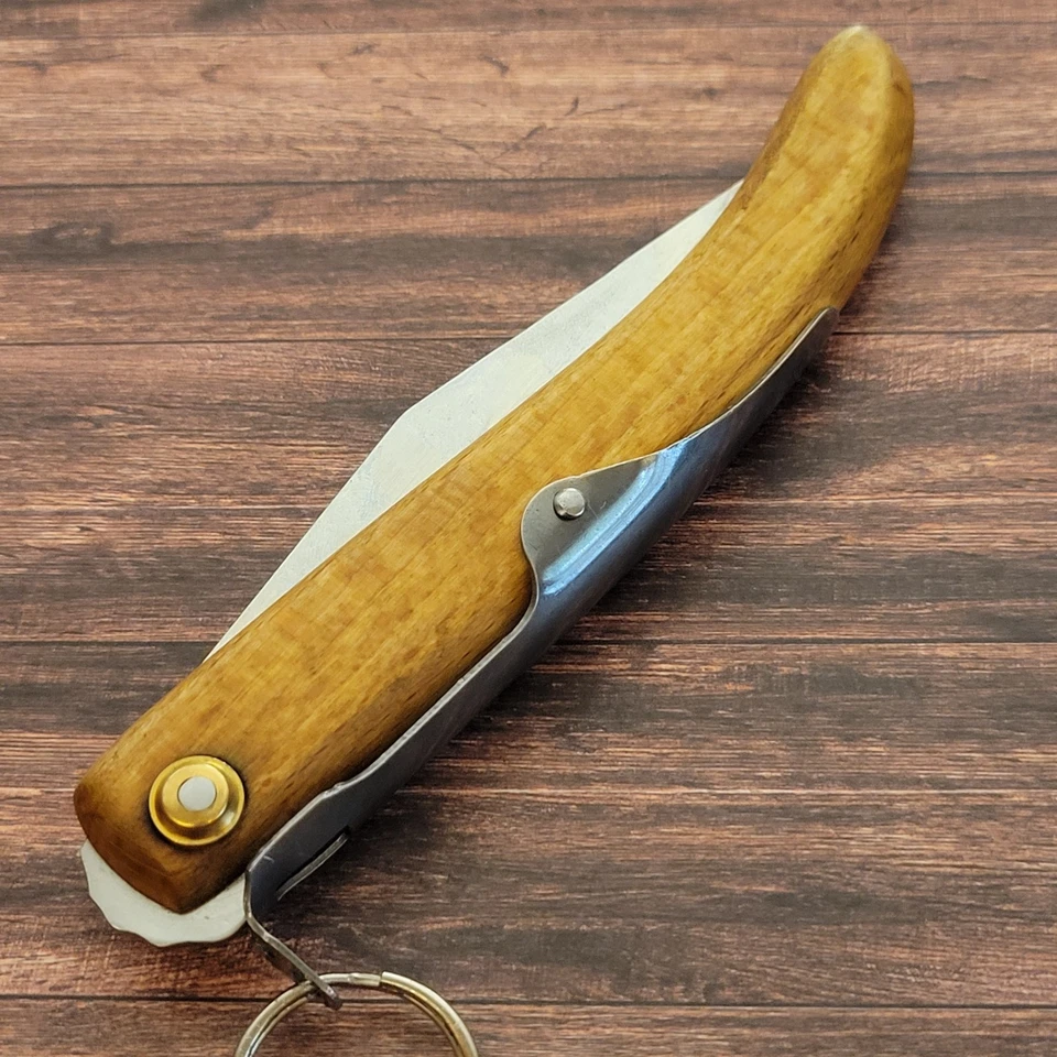 Okapi Ring Pull Folding Pocket Knife Made In South Africa - Image 4 of 4