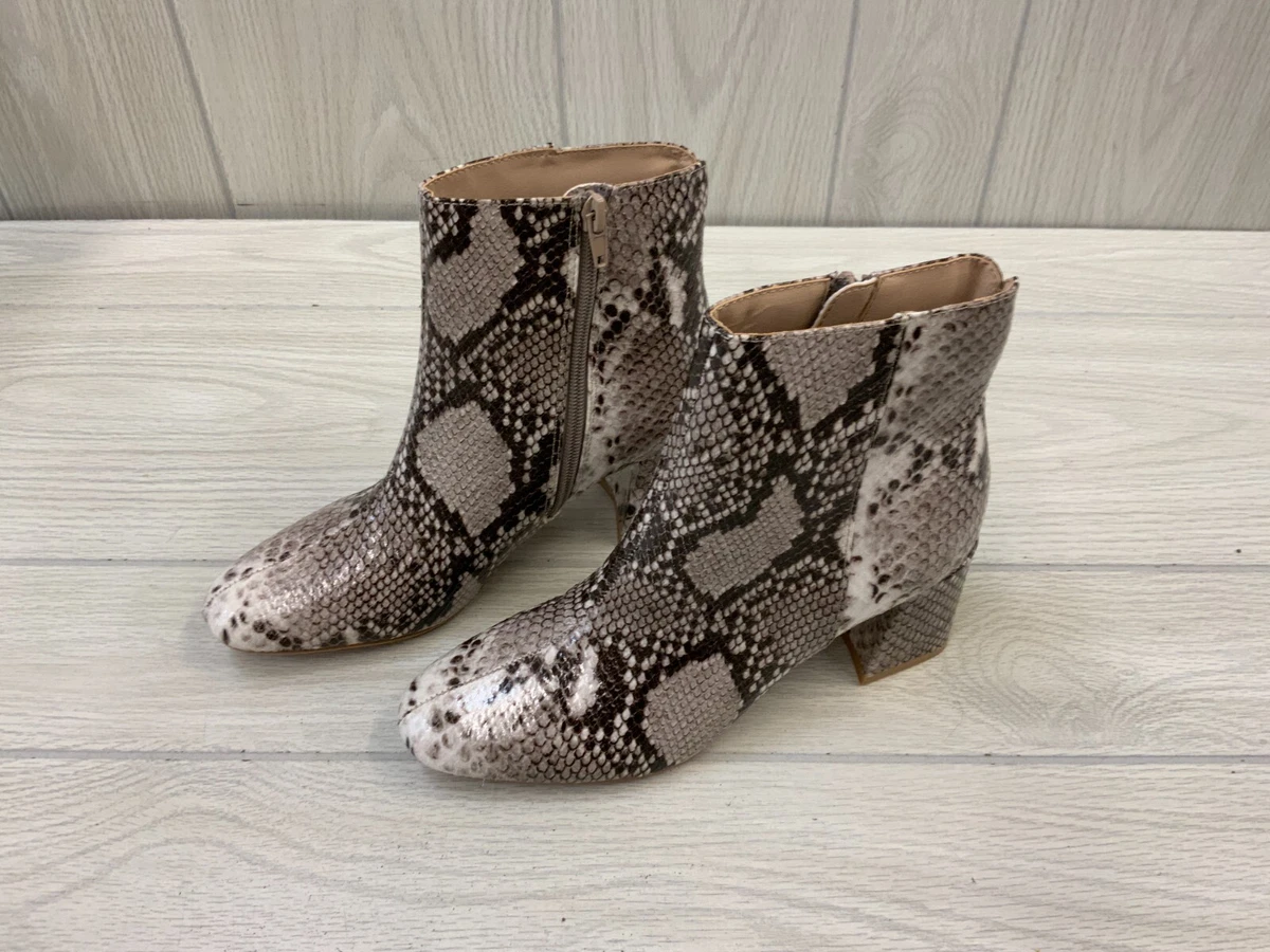 Chinese laundry hotsell daria boot
